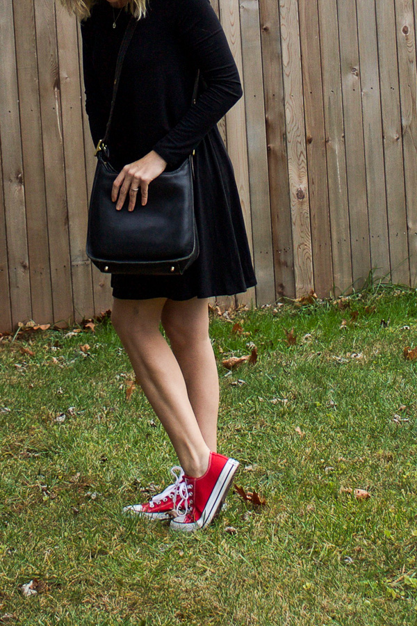 black dress with red converse